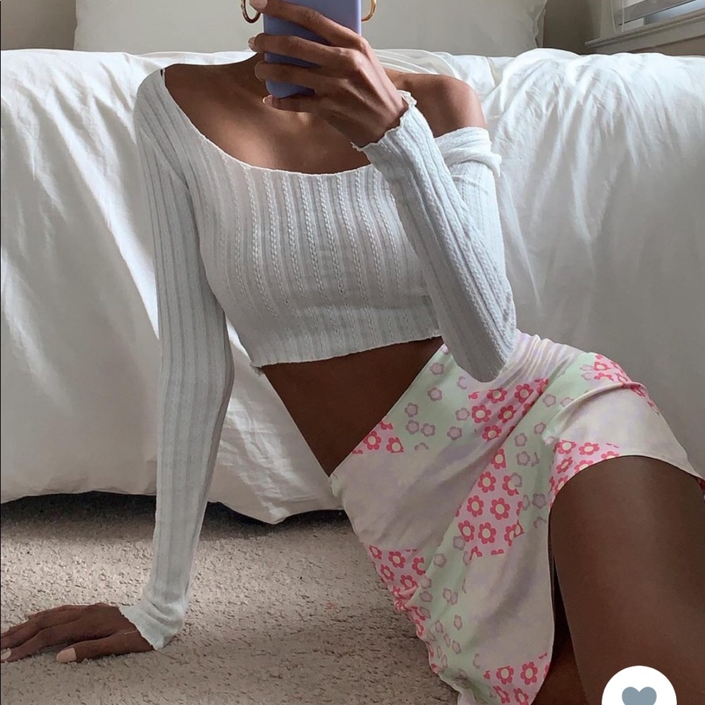 White Ribbed Off-Shoulder Crop Top -